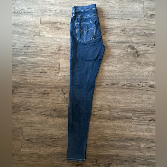 Levi’s skinny jeans - Picture 3 of 3